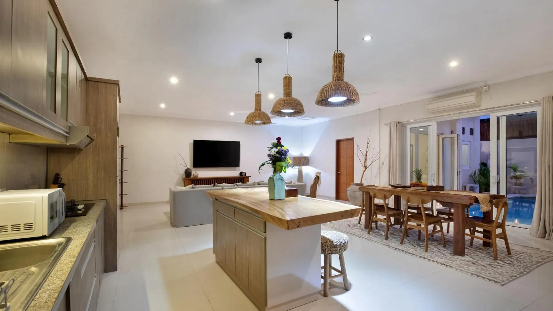 סמיניאק Villa Maleena